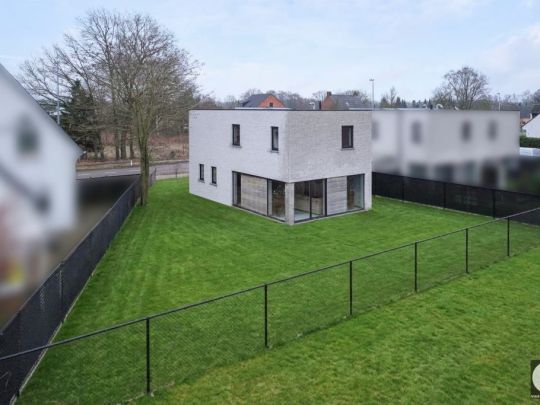 ACHEL: instapklare, vrijstaande nieuwbouwwoning op 490m².